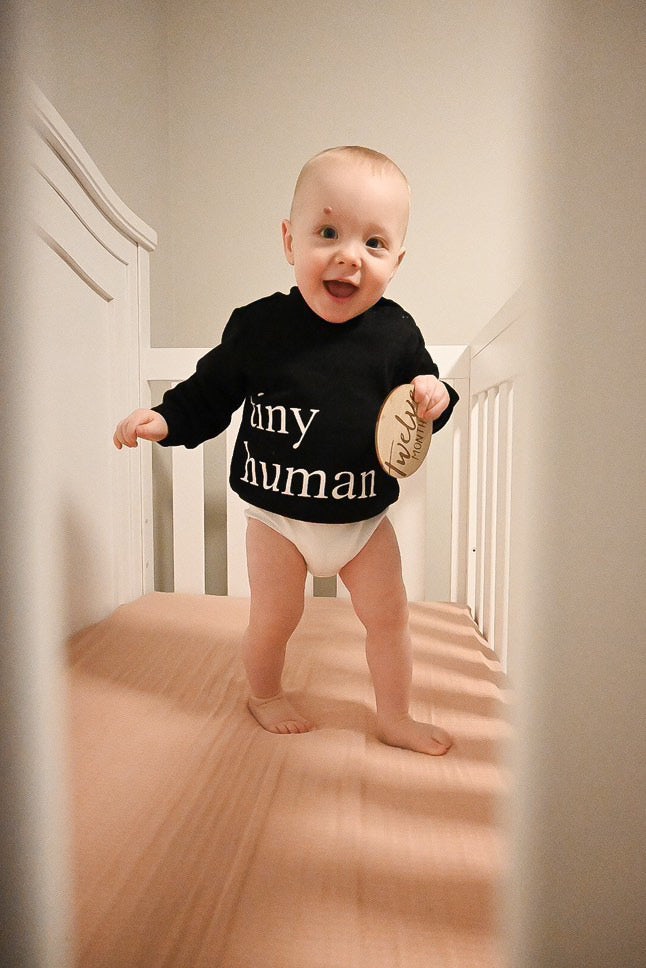 tiny human fleece sweater | black