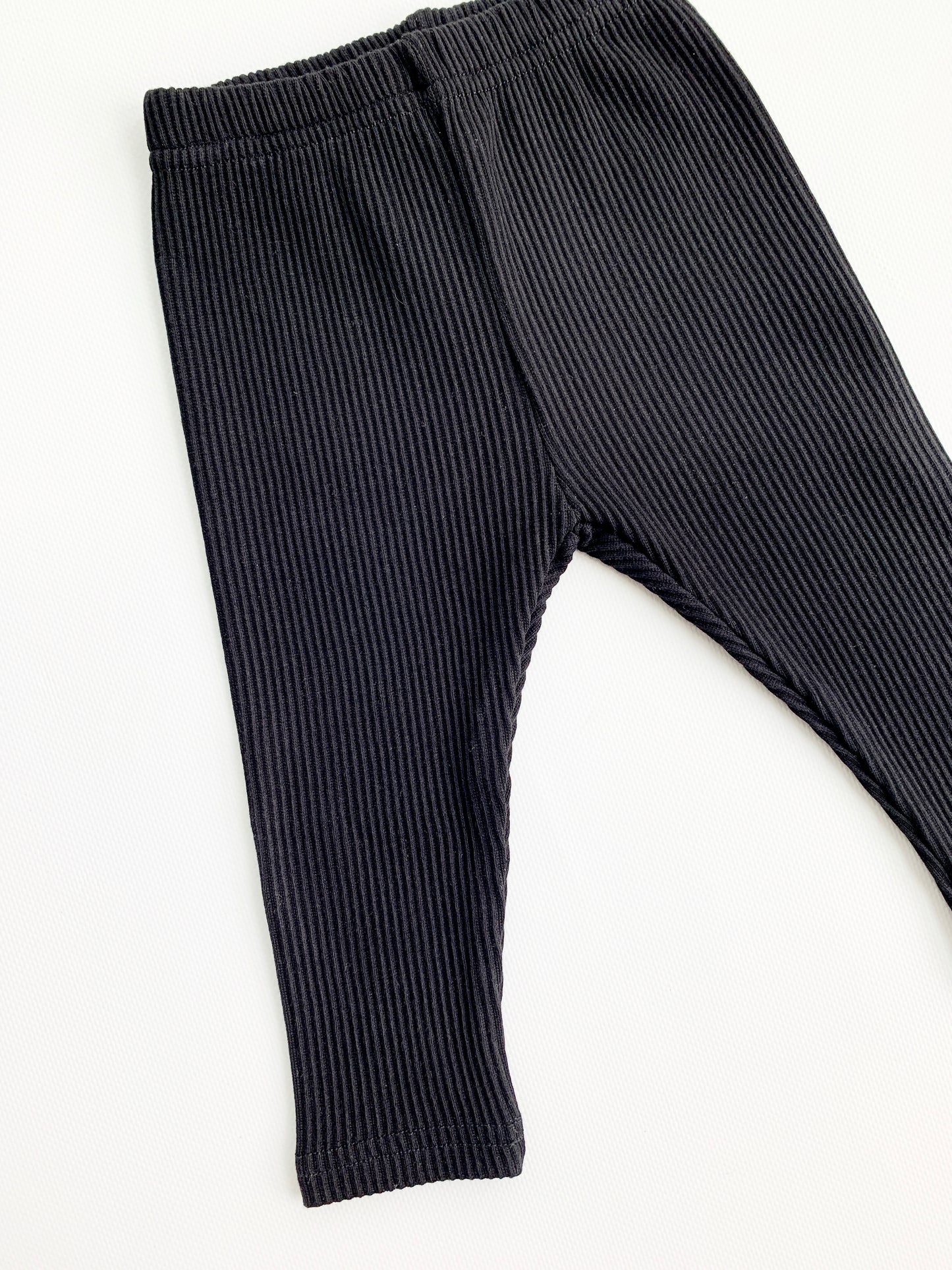 ribbed leggings | black