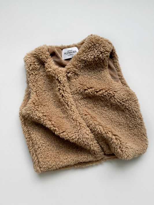 teddy vest | brown