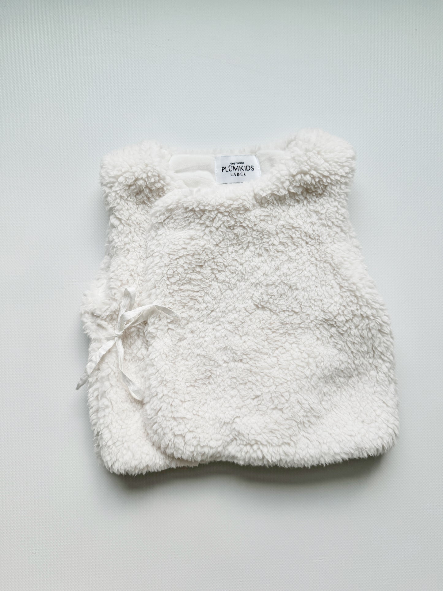 teddy vest | white