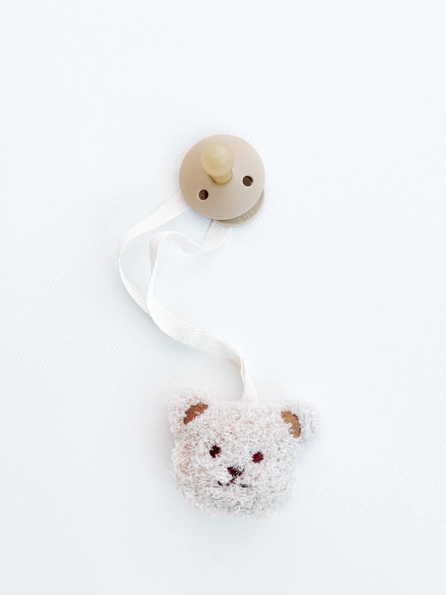 pacifier clip | little bear in milk