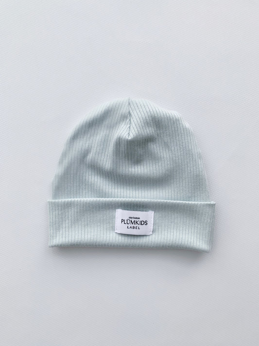 beanie | seafoam