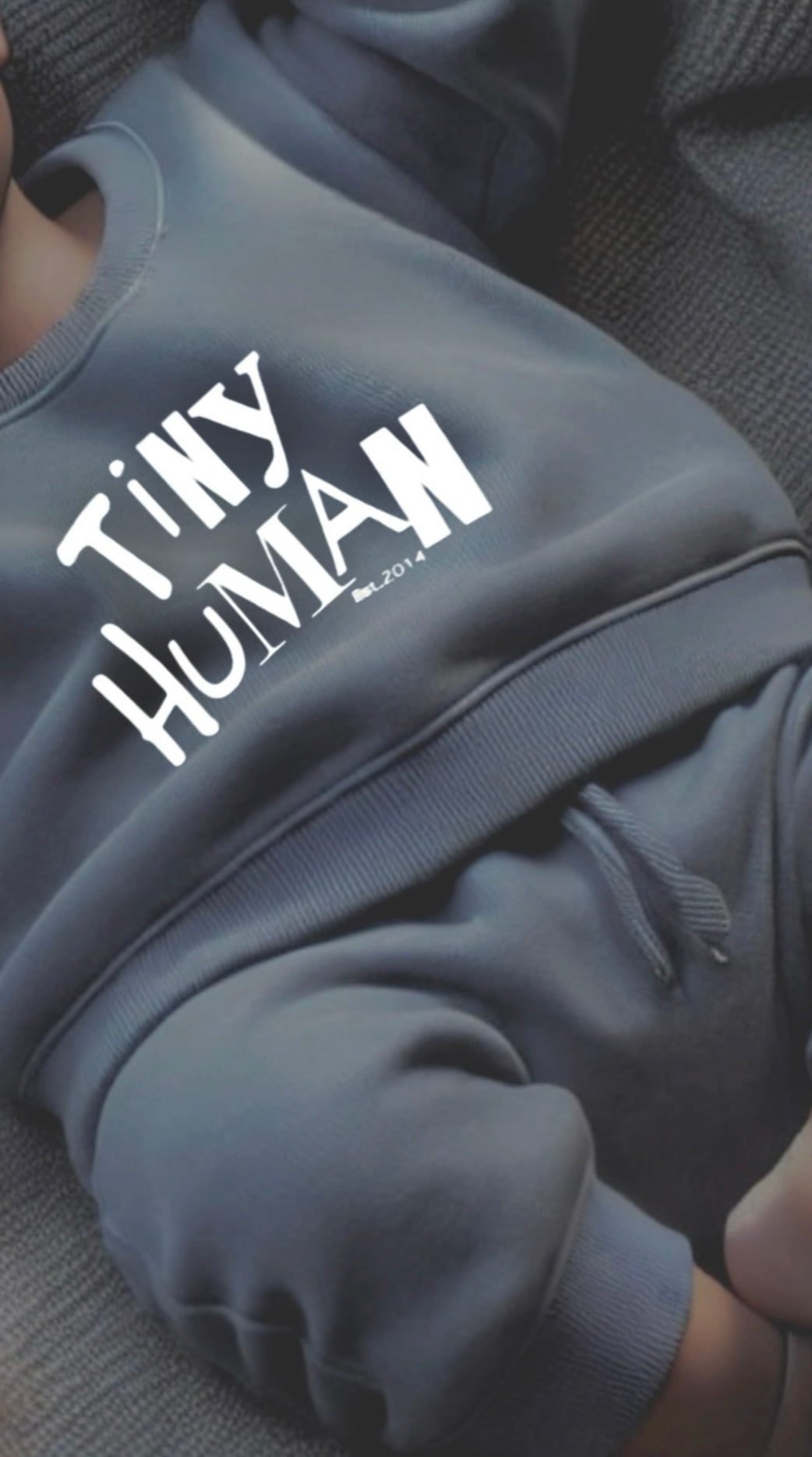 tiny human est.2014 | ice blue