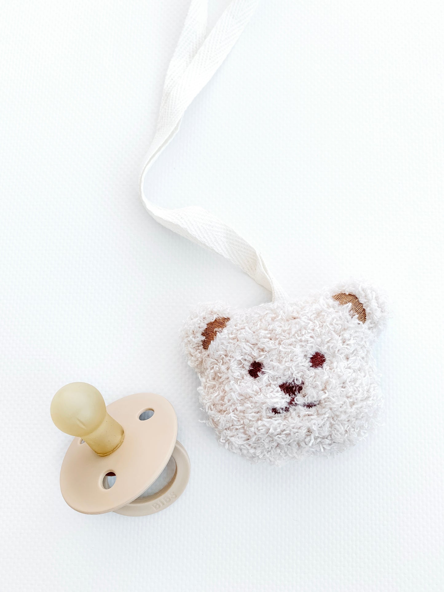 pacifier clip | little bear in milk