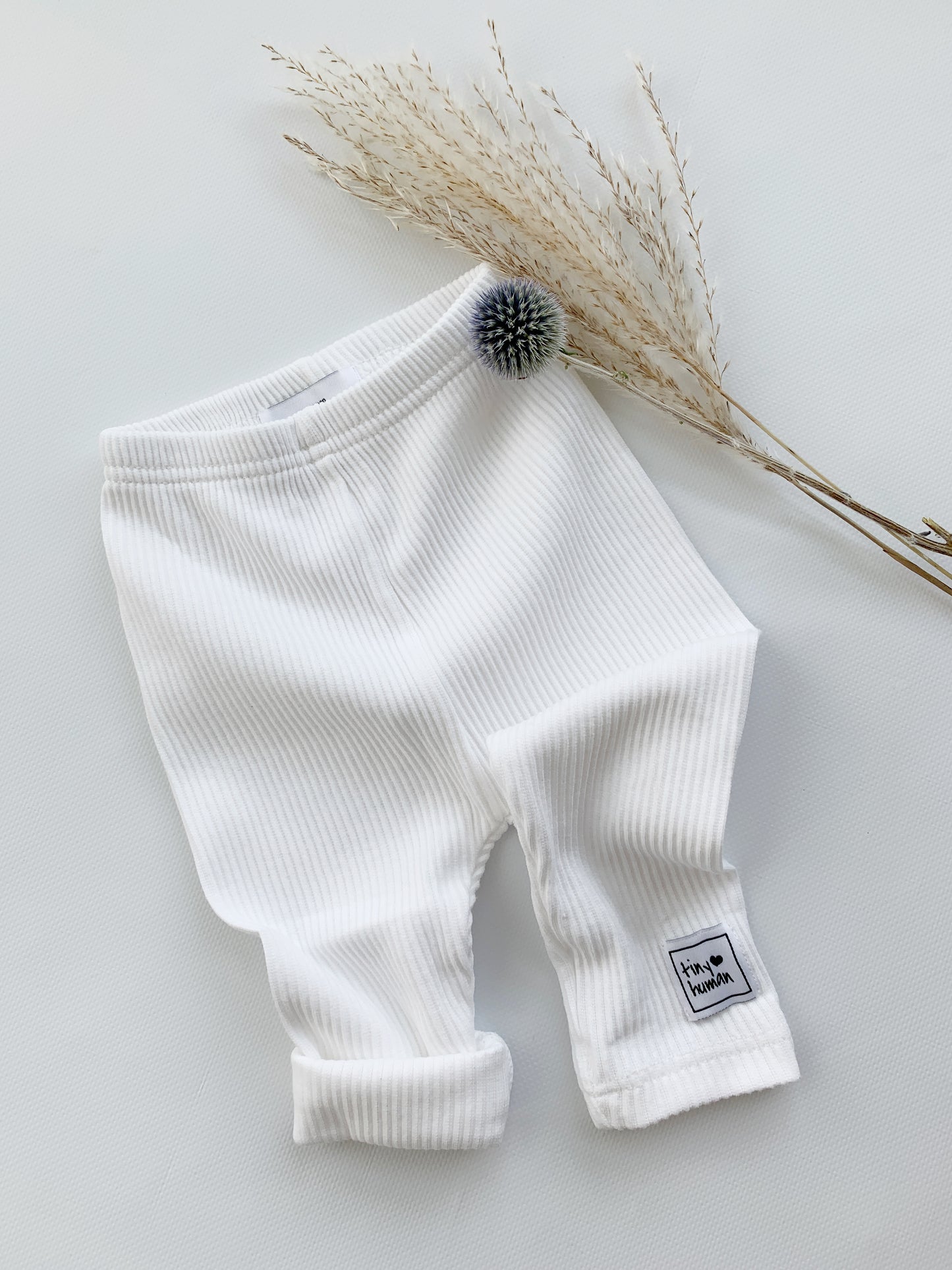 ribbed leggings | white