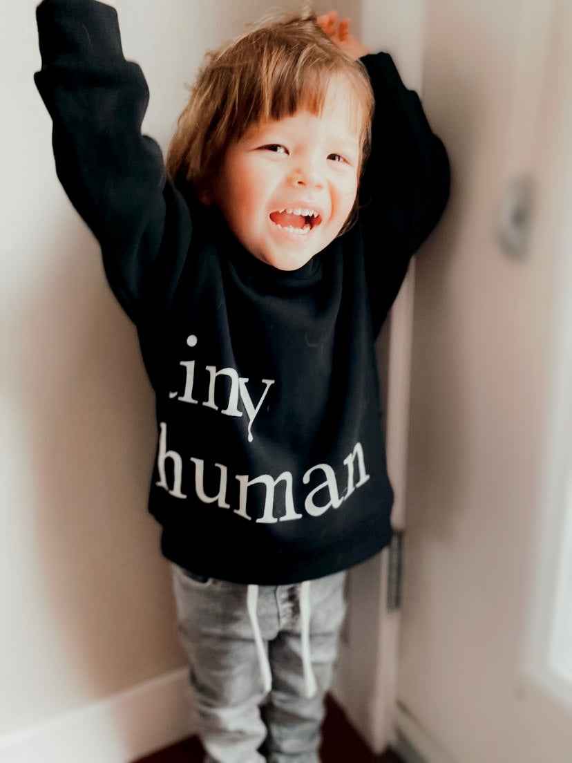 tiny human fleece sweater | black